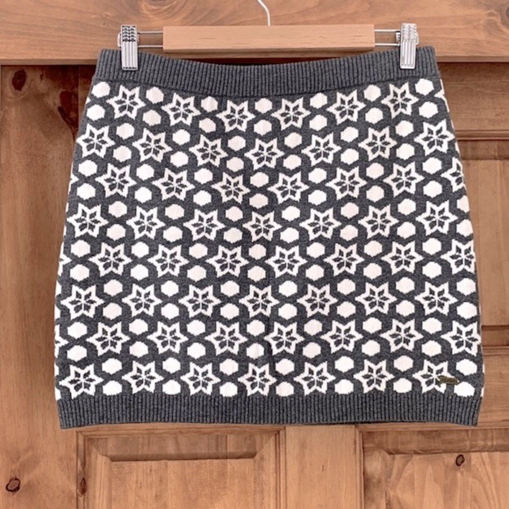 Hatley 100% cotton knit mini skirt size Small